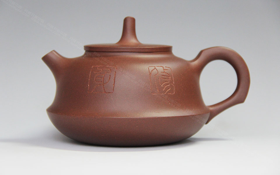 吉语雅言镌紫砂《修身1》高清_吉语雅言镌紫砂《修身1》王茁高清_王茁吉语雅言镌紫砂《修身1》高清_王茁_当代