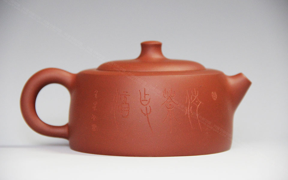 吉语雅言镌紫砂《清茶作酒》高清_吉语雅言镌紫砂《清茶作酒》王茁高清_王茁吉语雅言镌紫砂《清茶作酒》高清_王茁_当代