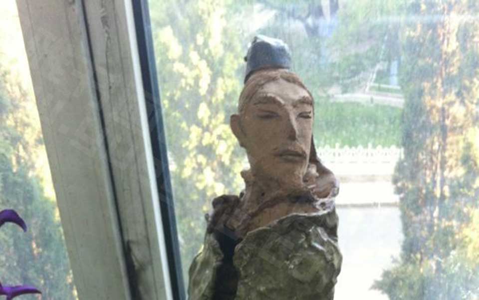 2013哈尔滨师范美术学院毕业展作品 李泽楠 雕塑作品酒仙高清